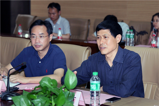 德阳经济技术开发区来校洽谈产学研合作-重庆