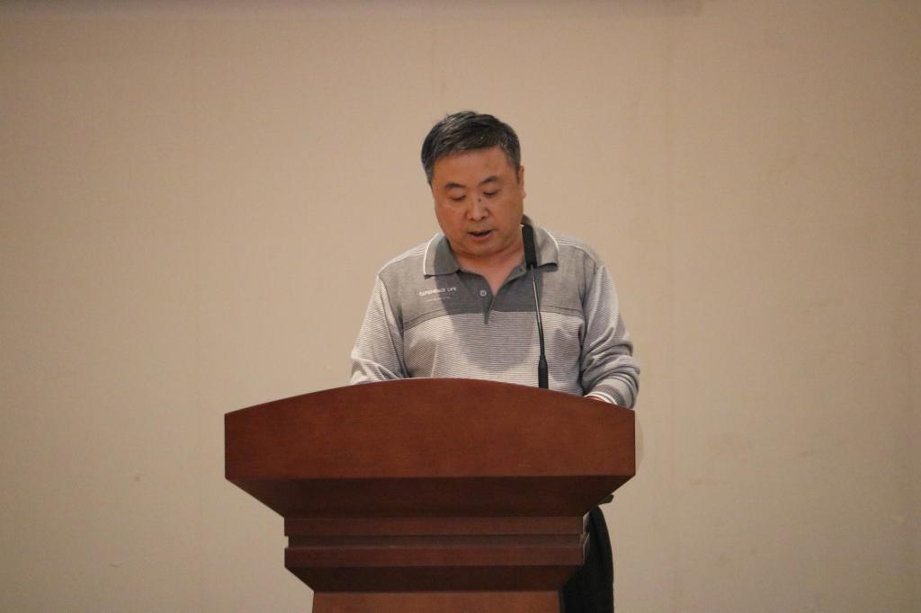 理学院院长李波老师为开幕式致辞