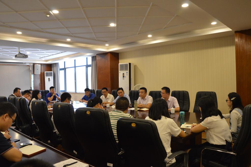 我校2017级学生军训工作培训会顺利召开