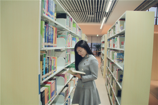 徐淋莉:在第一声闹钟就起床的人,肯定不会差。