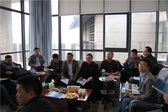 我校第四期士继学术沙龙在图书馆610室举行1