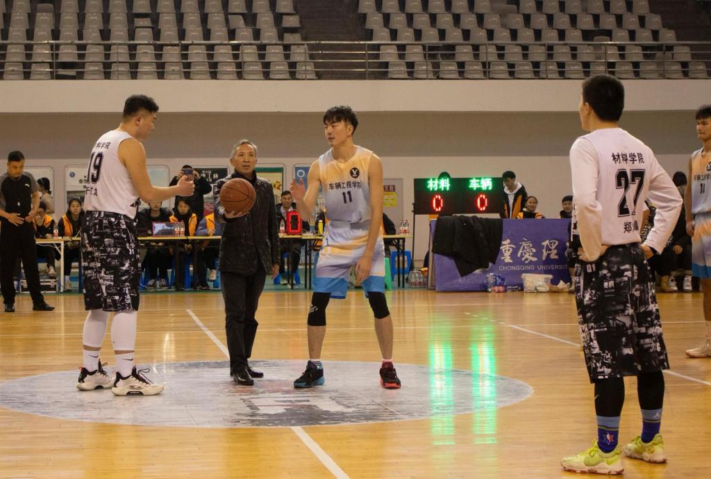 学校第九届“重理工杯”学生男子篮球赛决赛圆满落幕